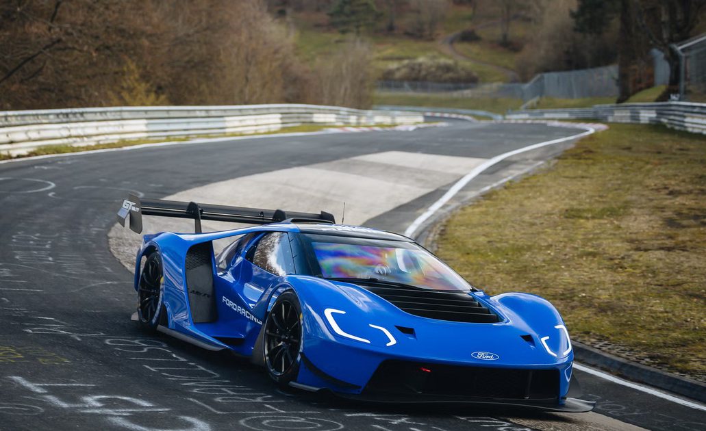 ford gt mk iv lapping the nurburgring