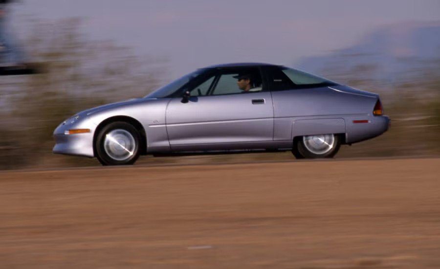 gm ev1 driving