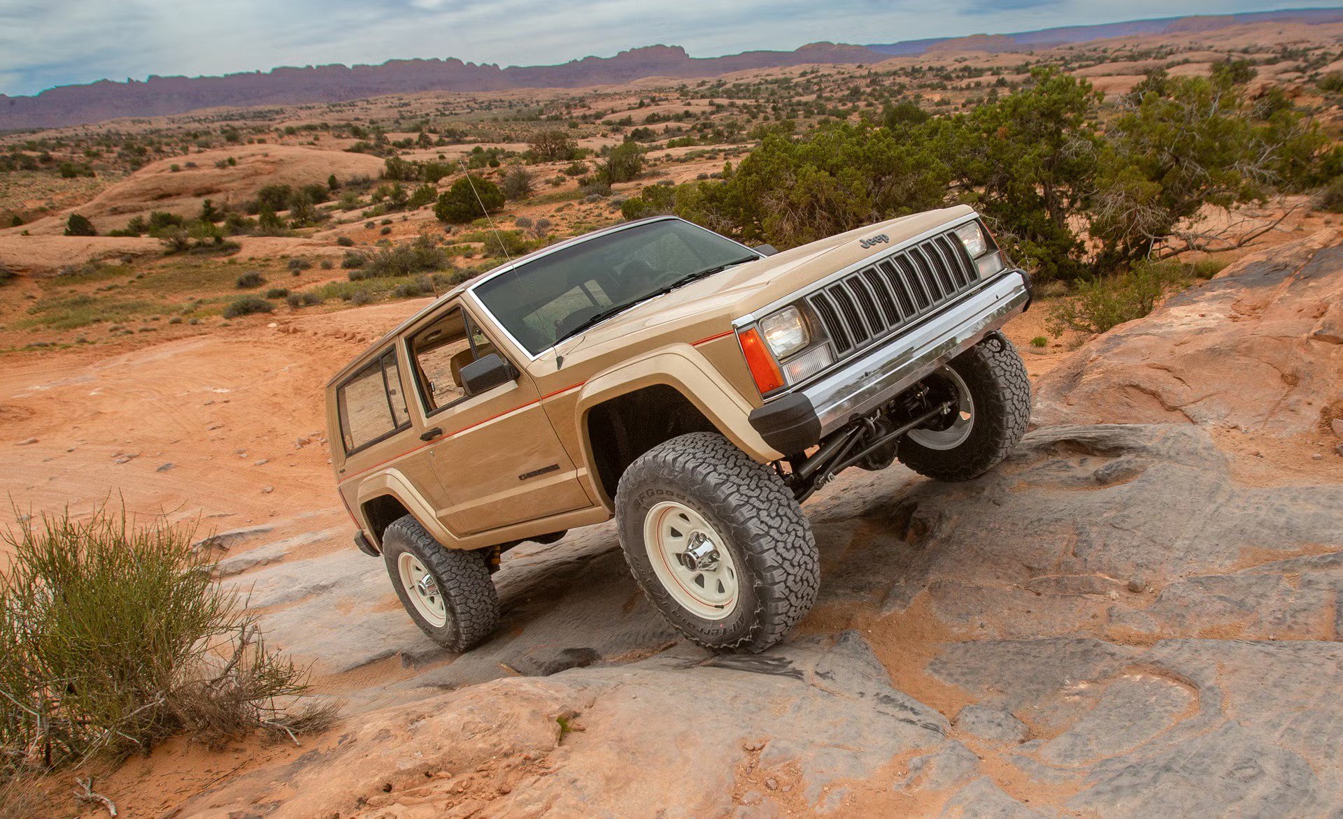 jeep xj pioneer concept
